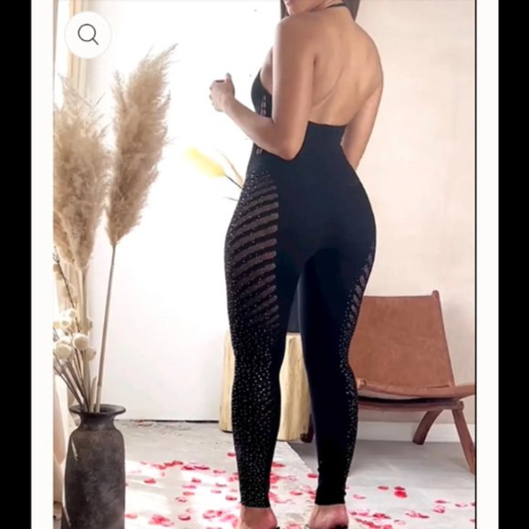 halter jumpsuit - Picture 4 of 4